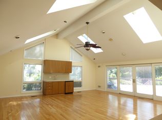 129 W Greenbrook Rd, North Caldwell, NJ 07006