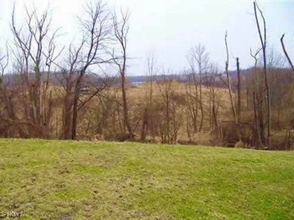 7400 Engle Rd, Middleburg Heights, OH 44130