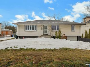 14 Passaic Ave, Hasbrouck Heights, NJ 07604