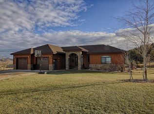 3303 Fox Chase Ln, Spearfish, SD 57783