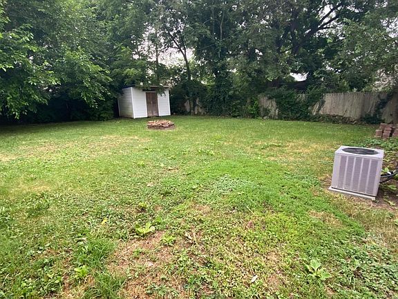 3rd image of 2102 Craig Dr