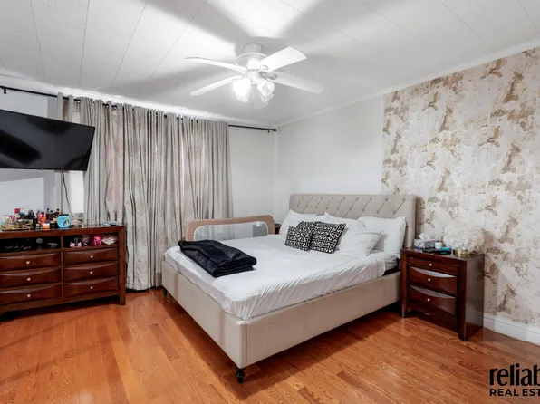 8863 19th Avenue image 8 of 11