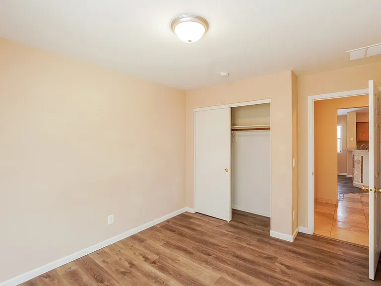 25670 W Saint Kateri Ct — Photo 12
