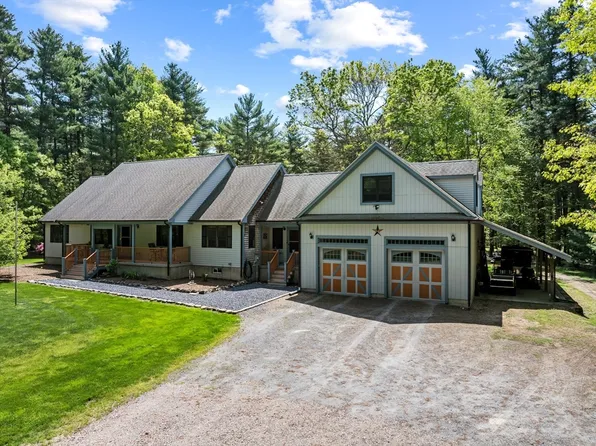 85 Thomas St, Middleboro, MA 02346
