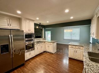 45 Faye Dr, Smithfield, VA 23430