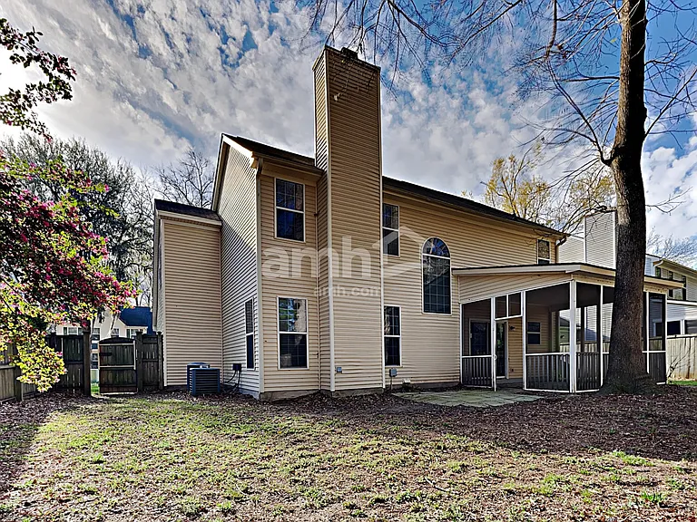 5411 Greggs Landing Dr — Photo 19