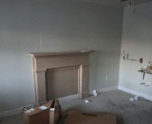 2nd image of 300 E Louther St