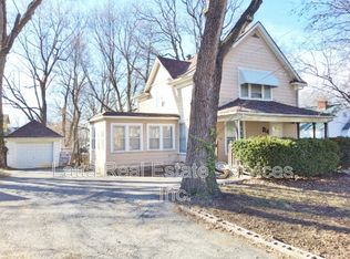 814 S Main St, Independence, MO 64050