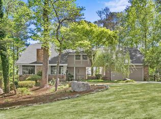 2460 Roxburgh Dr, Roswell, GA 30076