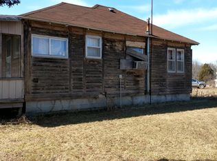 2754 W River Dr, Evart, MI 49631