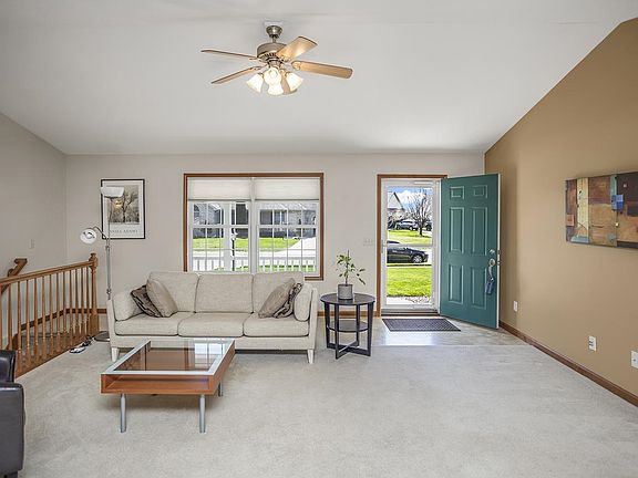 5th image of 2307 Sterling Ct