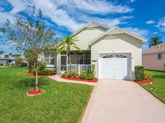 2nd image of 1032 NW Tuscany Drive