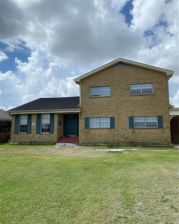 1st image of 1310 Robert E Lee Blvd