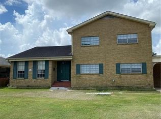 1310 Robert E Lee Blvd, New orleans, LA 70122