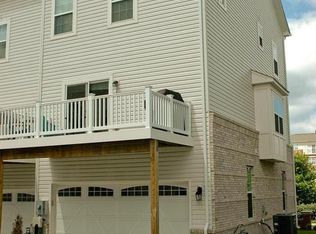 22698 Parkland Farms Ter, Ashburn, VA 20148