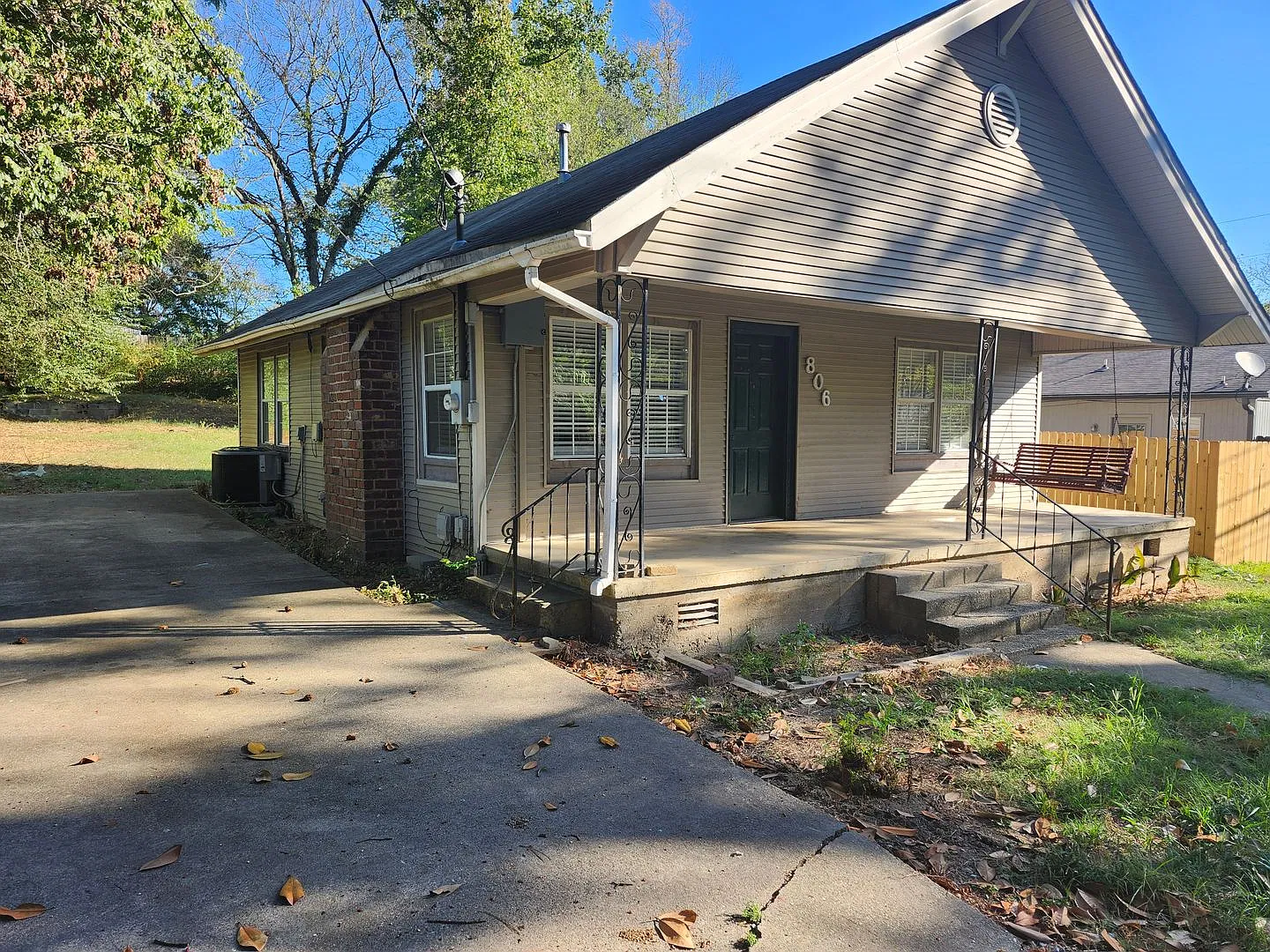 2Bed/1Bath House — Photo 2