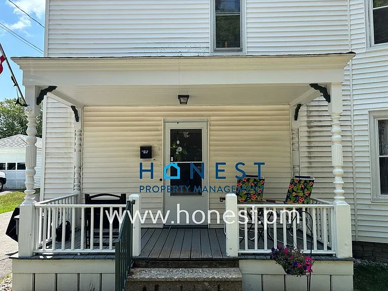 9 High St #2A — Photo 32
