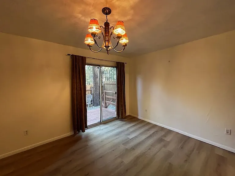 259 Spruce Ln — Photo 6