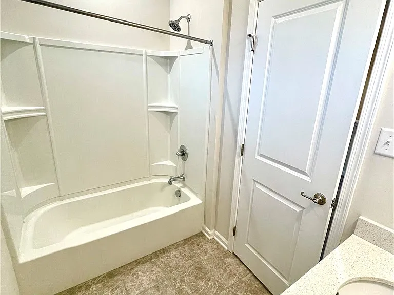 1078 Adair Ave — Photo 24