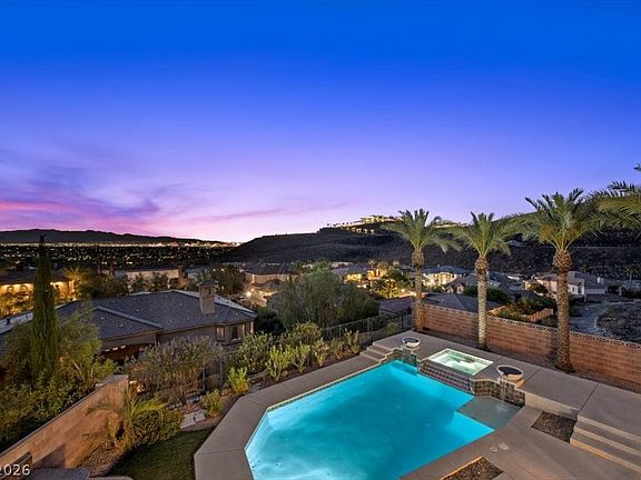 2nd image of 775 Clove Ct
