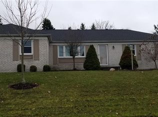 1730 Opal St, Louisville, OH 44641