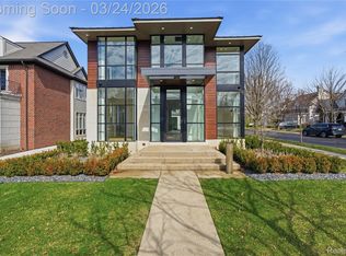 512 Wallace St, Birmingham, MI