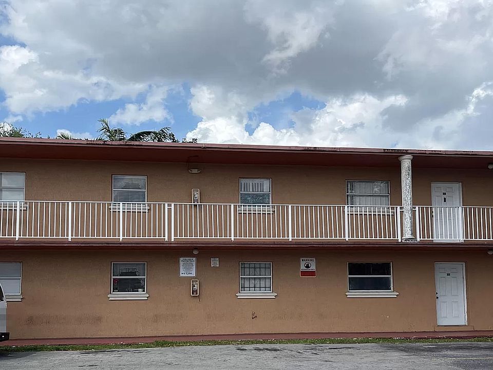 2nd image of 1245 W 24th St APT 117A