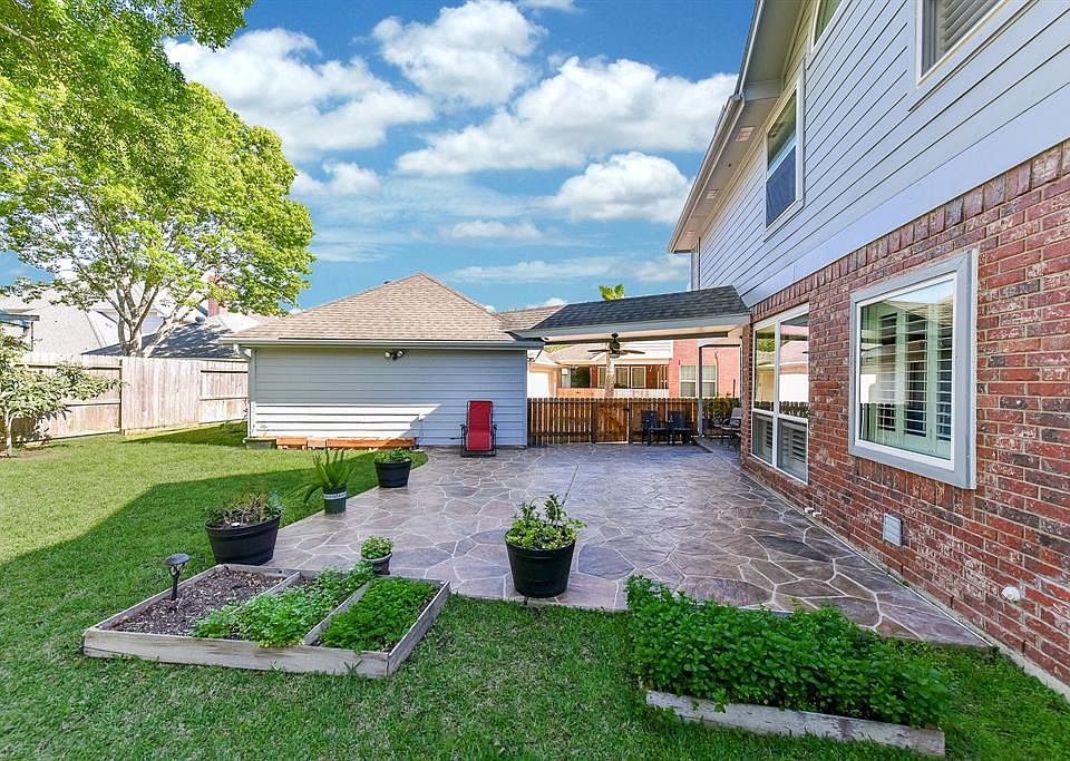 1st image of 4538 Magnolia Ln