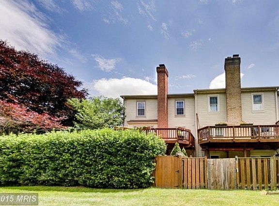 3rd image of 4124 Meadow Field Ct