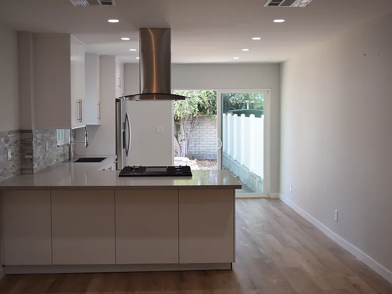 8848 Katherine Ave — Photo 22