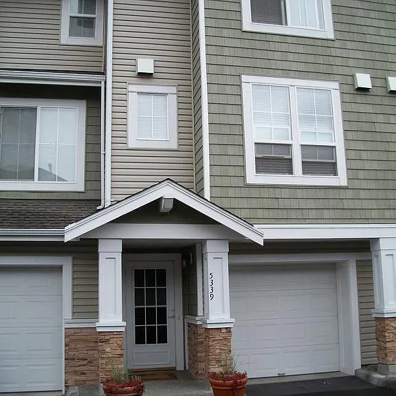 5339 237th Ter SE — Photo 2