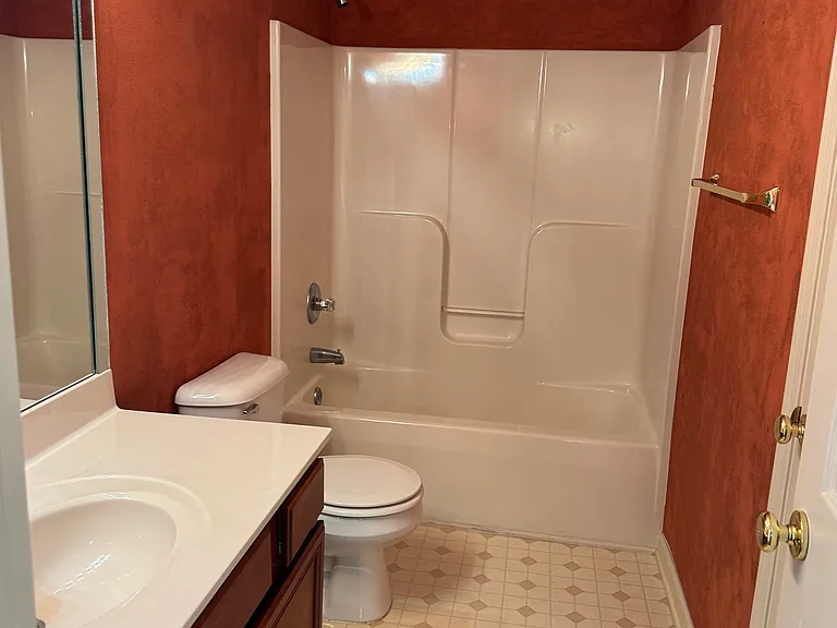 1105 Canyon Ct — Photo 13