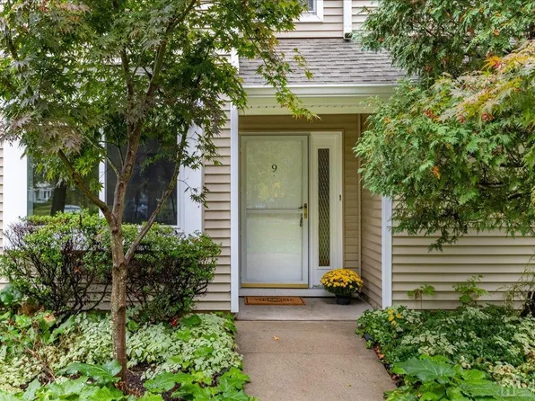 9 Arrowwood Ln S, Monmouth Junction, NJ 08852