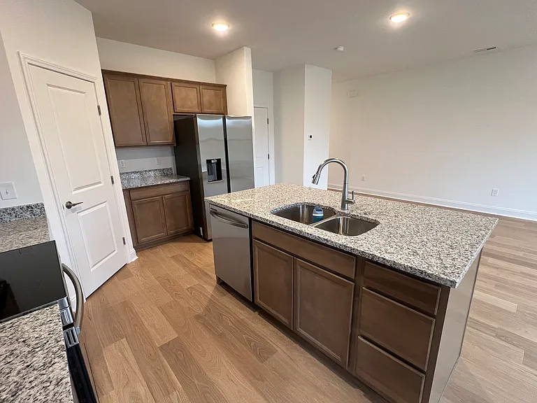 1412 Mountain Quail Cir #61 — Photo 8