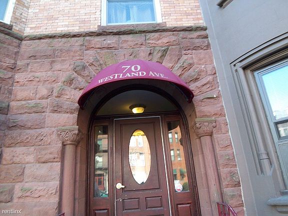 70 Westland Exterior (0)