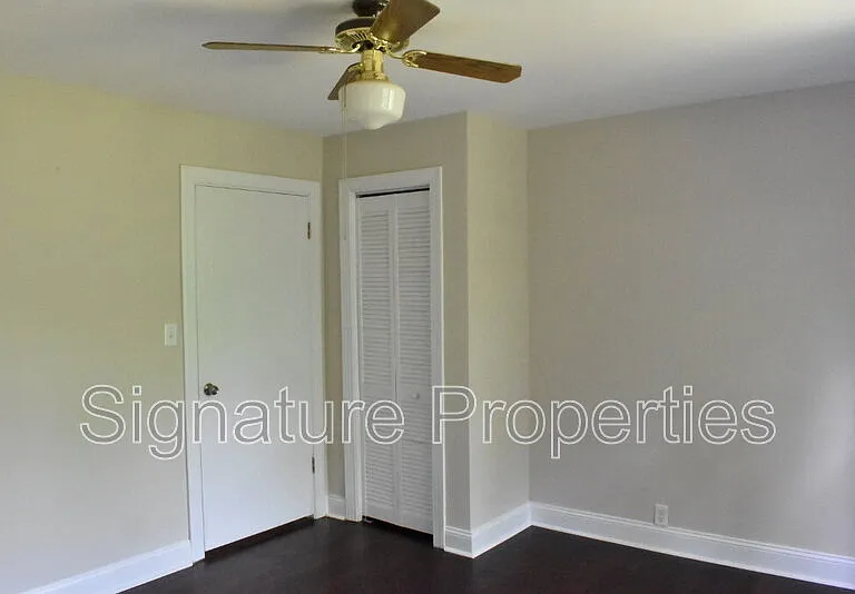 8304 Michael Rd — Photo 15