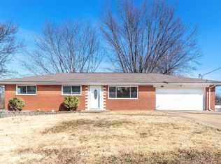 1952 Melody Ln, Arnold, MO