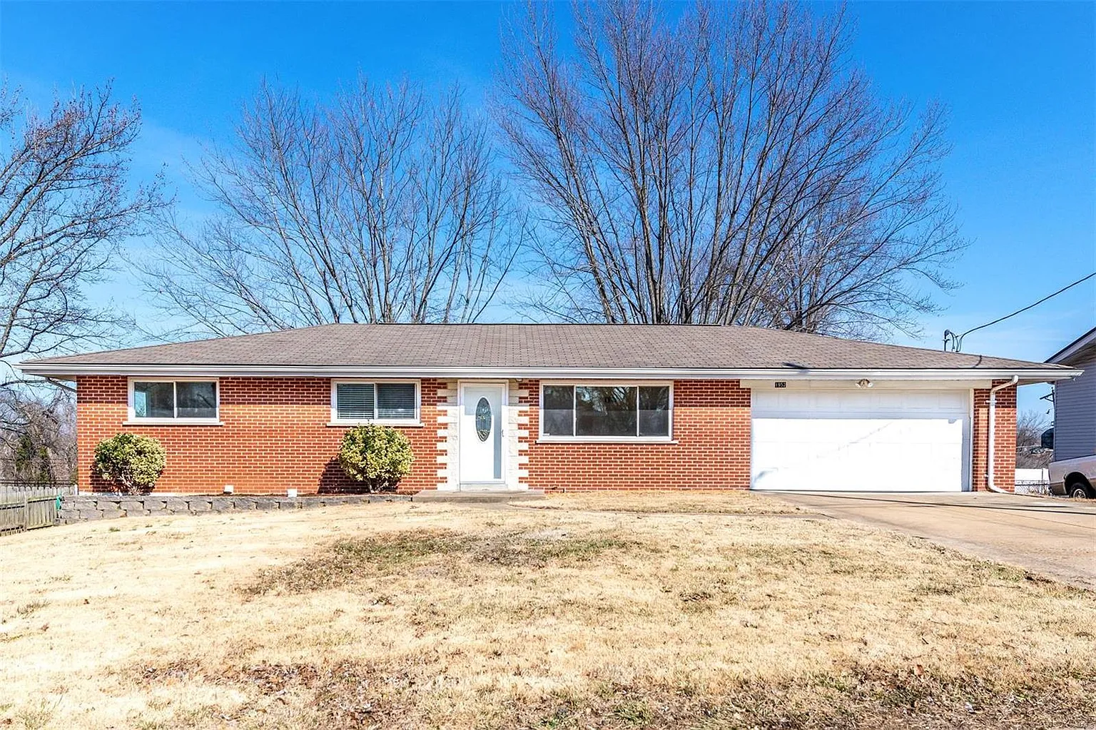 1952 Melody Ln photo 1