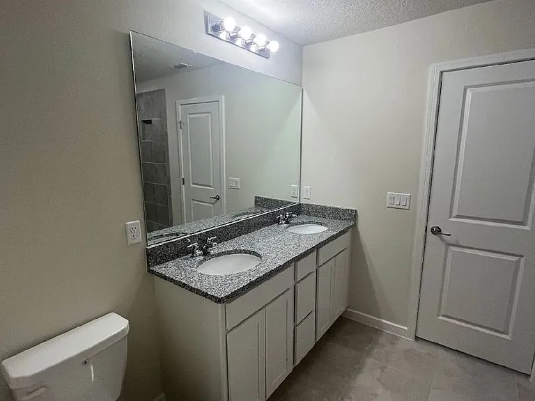 3074 Green Park Dr — Photo 3
