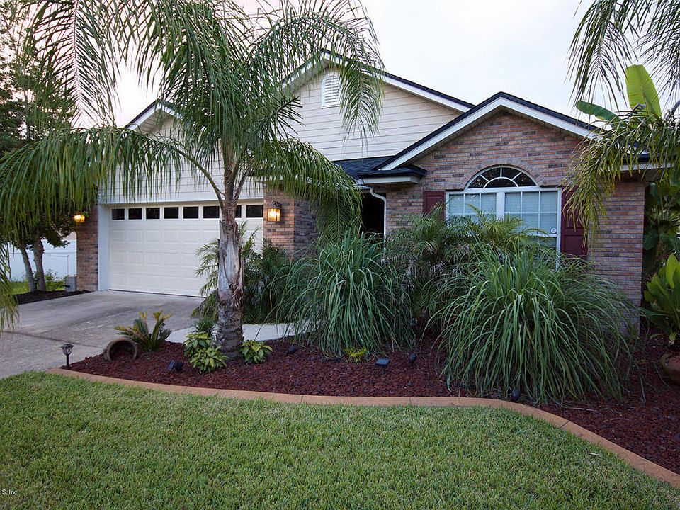 1st image of 3526 Live Oak Hollow Dr