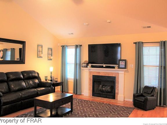 3rd image of 457 Derby Ln #26