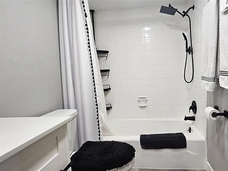4575 Cove Cir #1105 — Photo 34