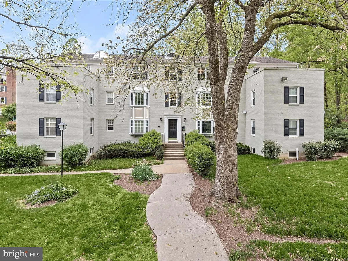 Building Photo - 706 S Arlington Mill Dr #18203