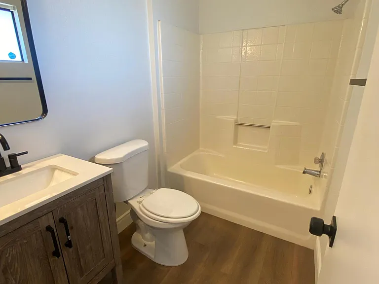 11852 Ivy Ave — Photo 10