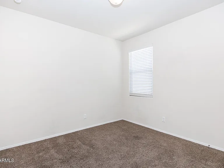 1075 W Avalon Canyon Dr — Photo 23