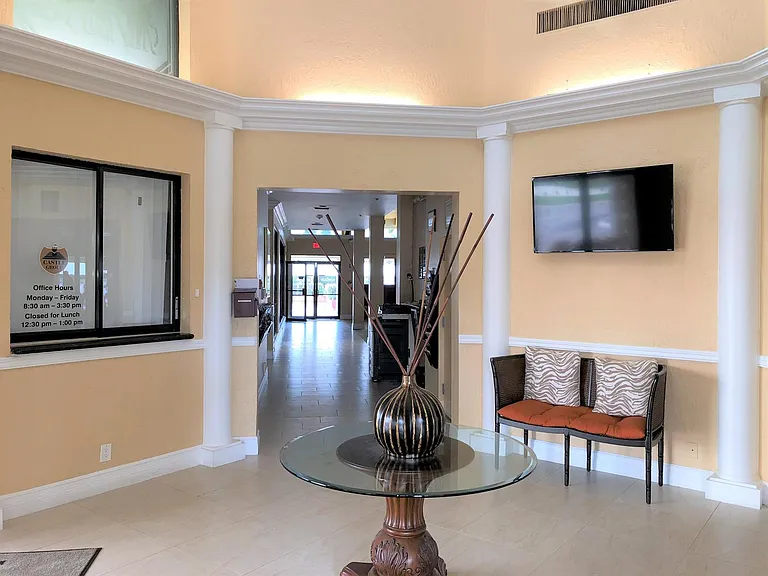 7657 Lexington Club Blvd — Photo 47