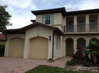 8136 NW 106th Ln, Pompano Beach, FL 33076