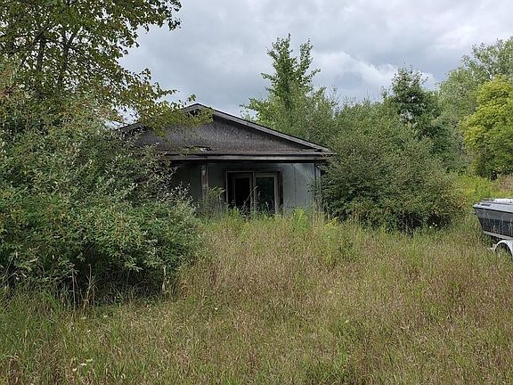 5th image of 2791 E Remick Rd