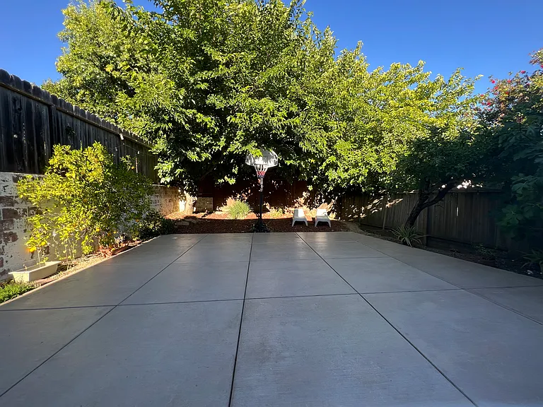18798 Center St — Photo 16