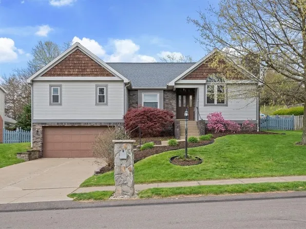 306 Larchmont Dr, Coraopolis, PA 15108